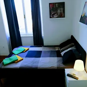 Center Park And Apartman